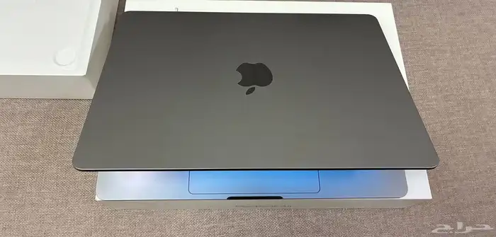 ماك بوك آير M2 رام 8 جيجا التخزين 256 جيجا 2