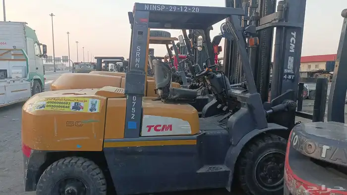 ايجار فوركلفت رافعات شوكيه وكرينات وسيزرلفت للايجار الشهري 3
