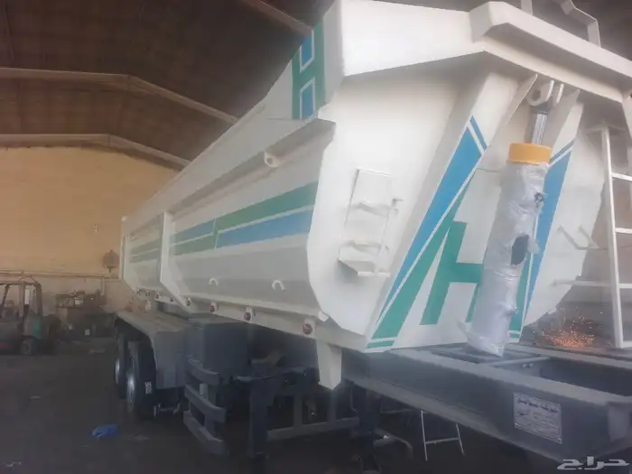 صندوق قلاب مقاس 22 ثلاث محاور 2