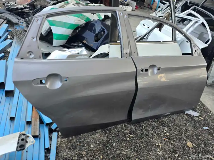 باب يارس يمين2023-2024 فضي 4