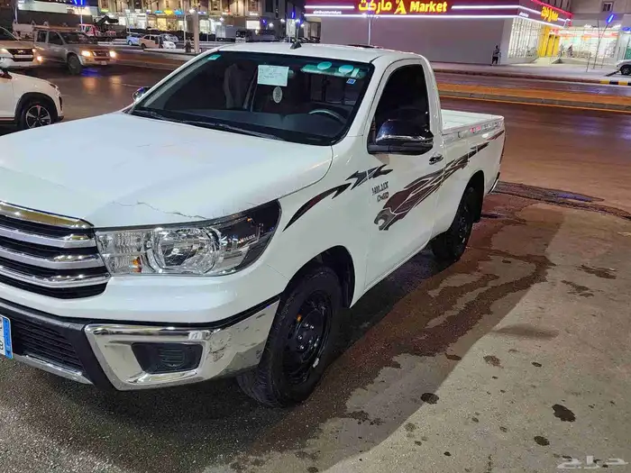 هايلوكس 2023 ديزل غماره عداد 29 الف 4