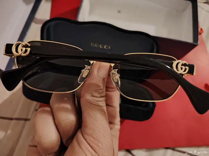 نظارات قوتشي اصليه مع ملحقاتها 6