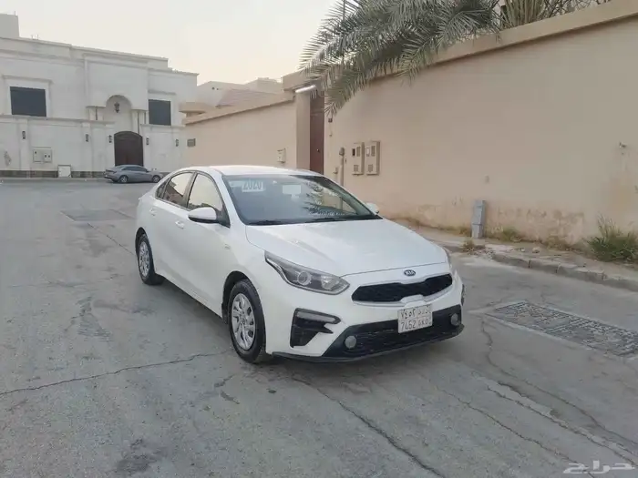 كيا سيراتو 2020 1