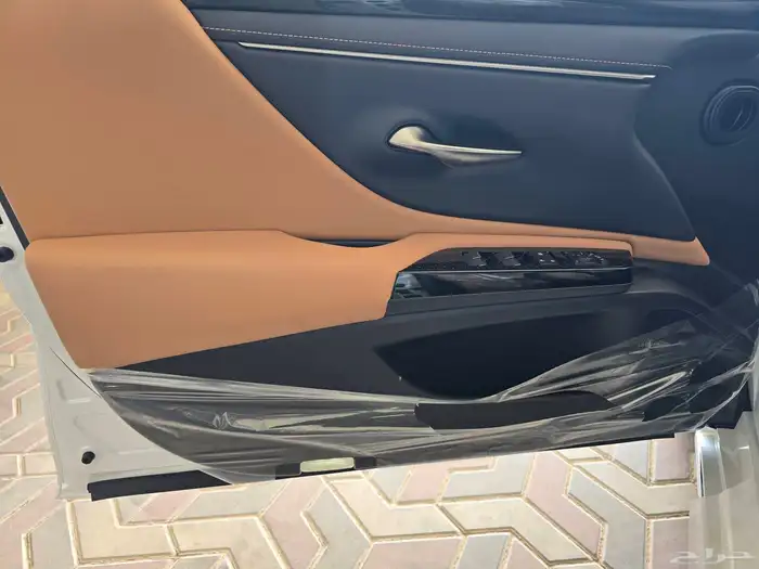 لكزس ES 250 AA موديل 2025 الساير كتيب ضمان 19