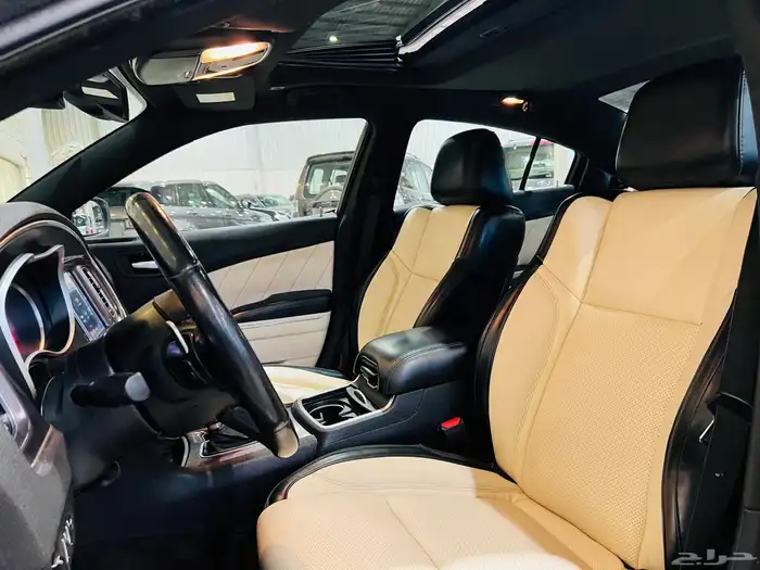 تشارجر 2018 V6 فل كامل سعودي بحاله ممتازه 7