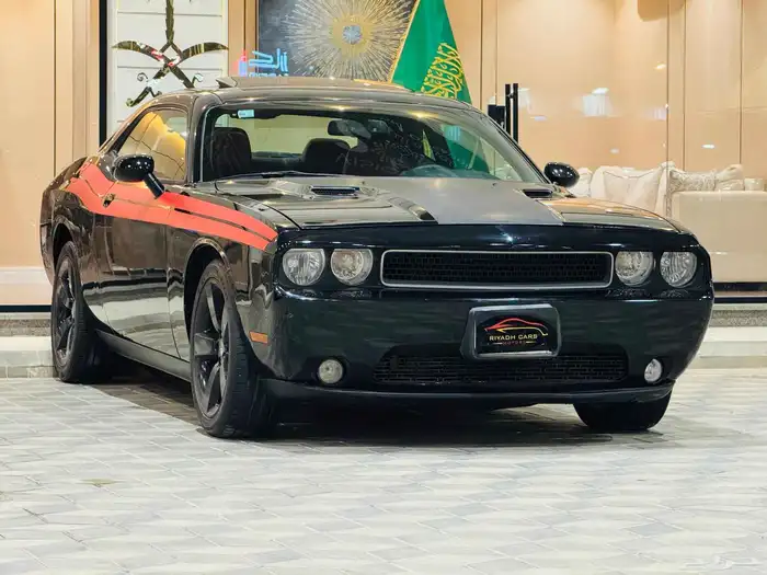 تشالنجر RT 2014 V8 سعودي نظيف جدا 1