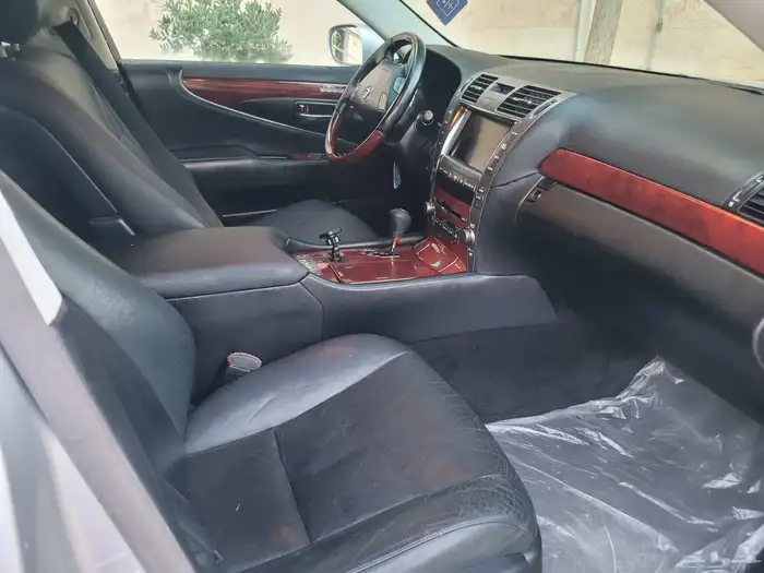 لكزس 2007 LS 460 4