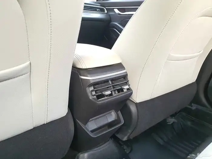 جيلي ام جراند 2023 سعودي 11