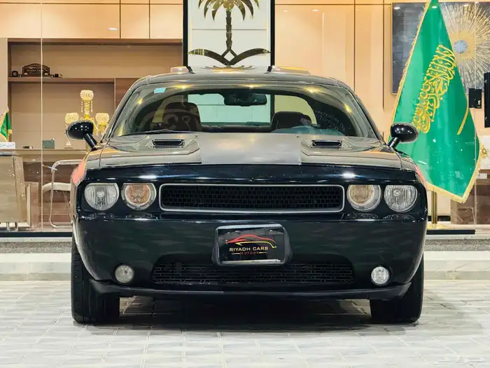 تشالنجر RT 2014 V8 سعودي نظيف جدا 0