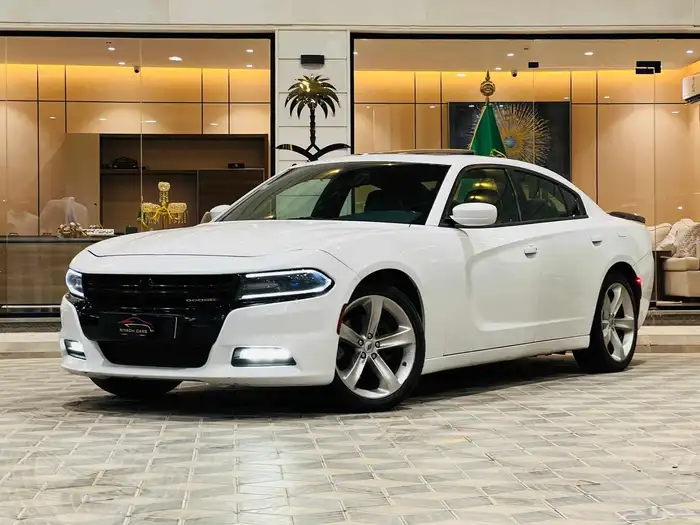 تشارجر 2018 V6 فل كامل سعودي بحاله ممتازه 2