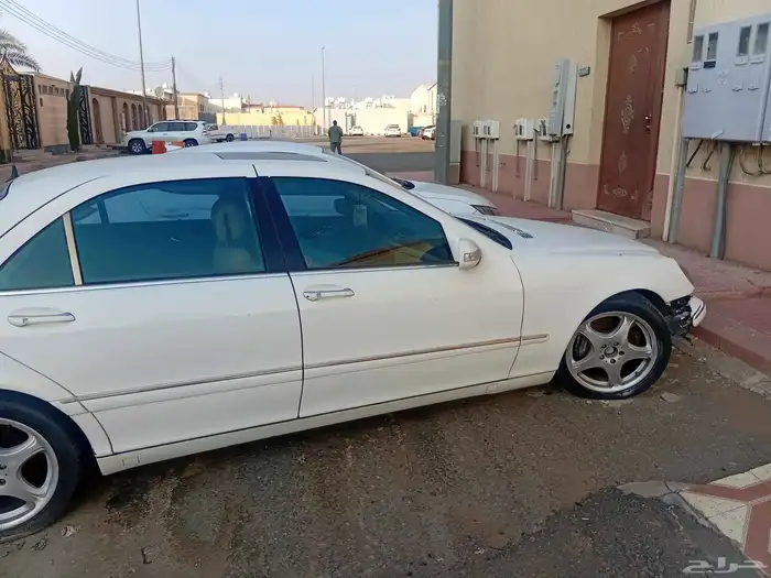 مرسيدس LS500 موديل2003 محركات شرط بس يبي طرمبة بنزين ومفتاح 2