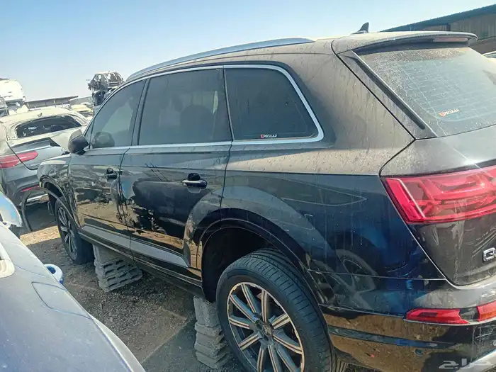 قطع غيار اودي Q7. موديل 2020 2