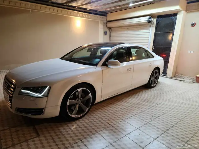 للبيع اودي A8 2014 فل كامل تحتاج لصيانة مكينة 4