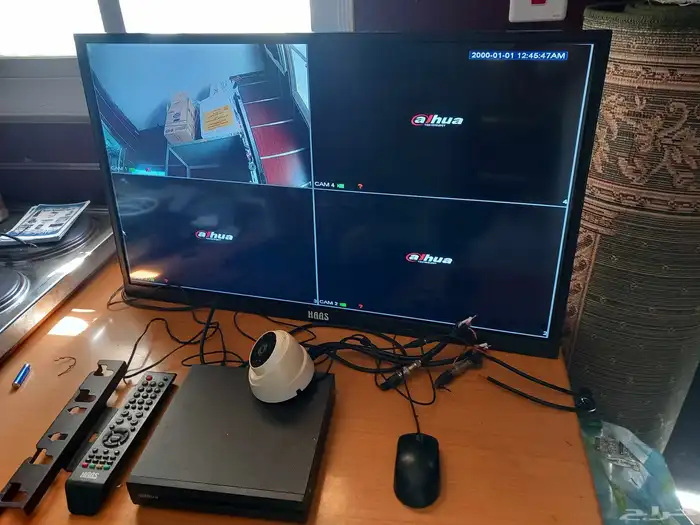 شاشة ونظام كمرات مراقبه للبيع 0