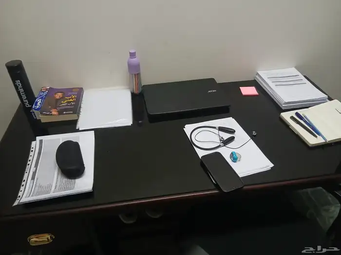 طاولة مكتب مذاكرة بحالة ممتازة 0