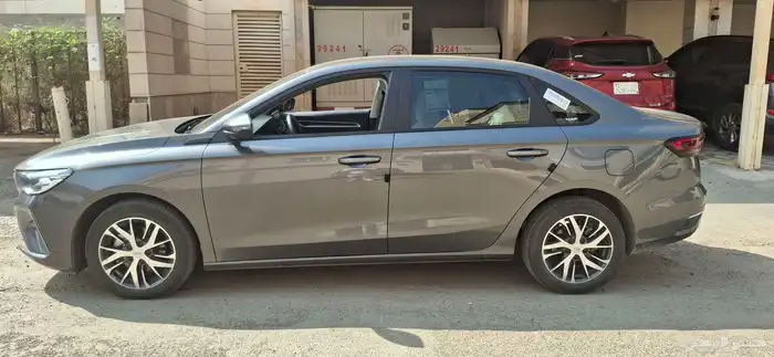 جيبي امجراند 2024 جير اوتماتيك 6 غيار للتنازل 4