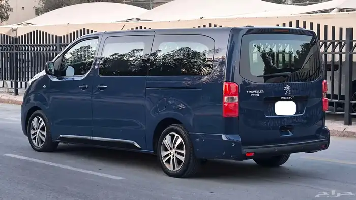 بيجو ترافلر فل كامل موديل 2022 4