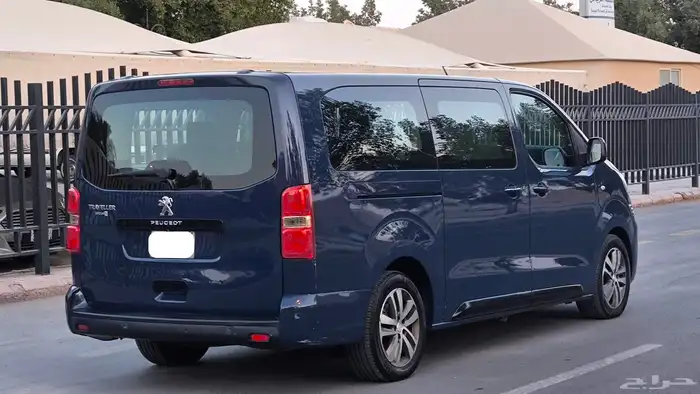 بيجو ترافلر فل كامل موديل 2022 6