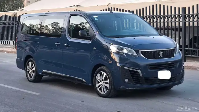 بيجو ترافلر فل كامل موديل 2022 9