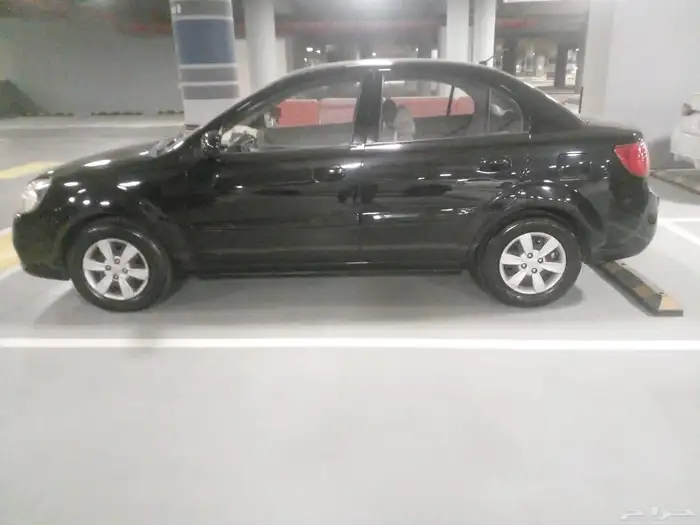 كيا ريو سياره مستعمل نطيفه 1