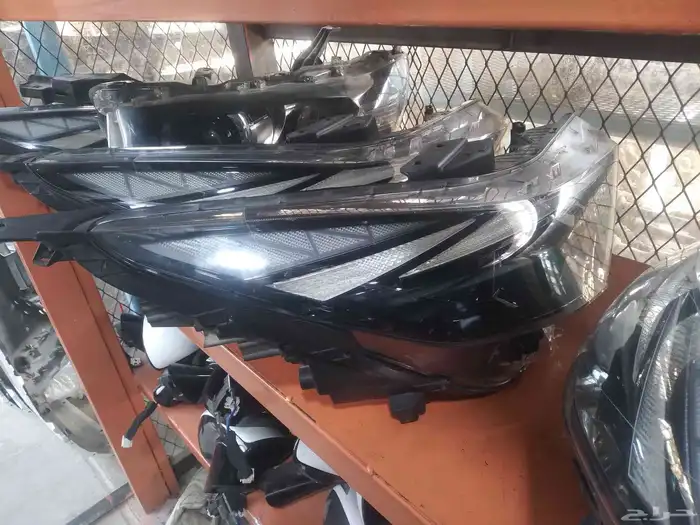 صدامات وشمعات تويوتا 2018_2025 1