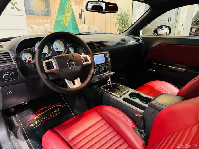تشالنجر RT 2014 V8 سعودي نظيف جدا 8
