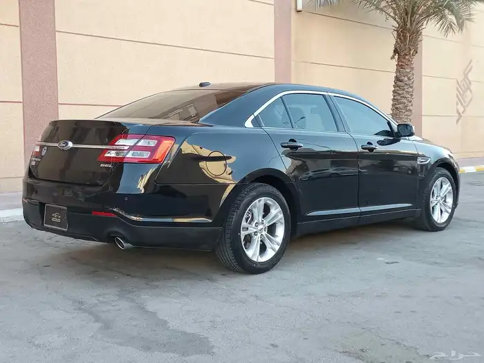 فورد تورس ( 2018 ) نص فل V6 توكيلات الجزيرة بحالة ممتازة 4