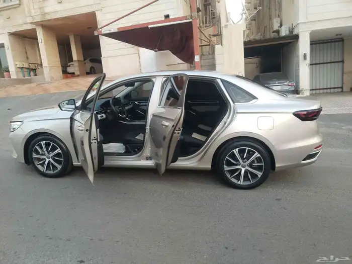 جيلي جرند 2023 فل كامل 5