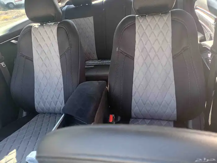 جيلي امجراند 2023 8