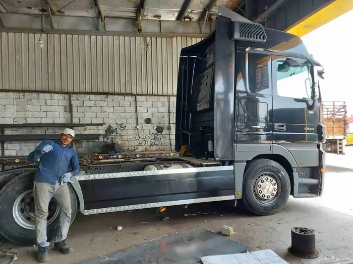 حداد حواجز شاحنات دينات الفحص الدوري شهادات صناديق شبوك 8