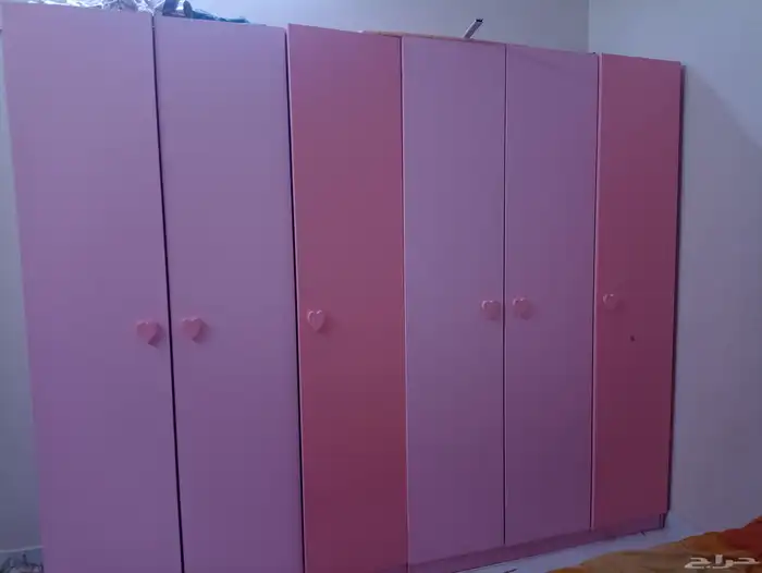 ثلاثه سراير واثنين دولاب بنات 6