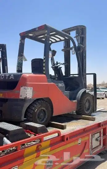 رافعه شوكية فوركلفت للإيجار اليومي والشهري 4