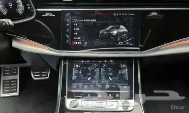 أودي Q8 (فئة 55 TFSI) كواترو بريميوم موديل 2023 فل كامل 13