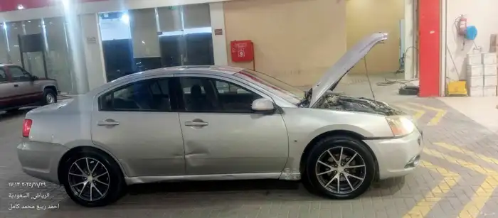 متسوبيشن جالنت 2010 العيبوب محتاجه دوده واثنين كراسي مكينه 2