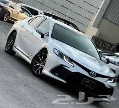 كامري 2022 هايبرد LE 1