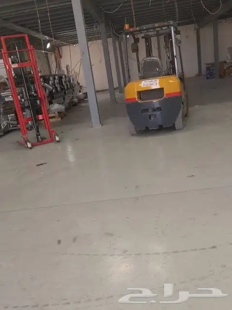 رافعه شوكية فوركلفت للإيجار اليومي والشهري 3