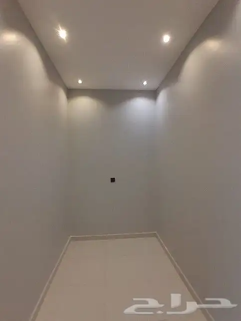 للبيع فيلا دبلكس دورين وملحق تشطيب VIPدرة الموسي قرب الممشي 30