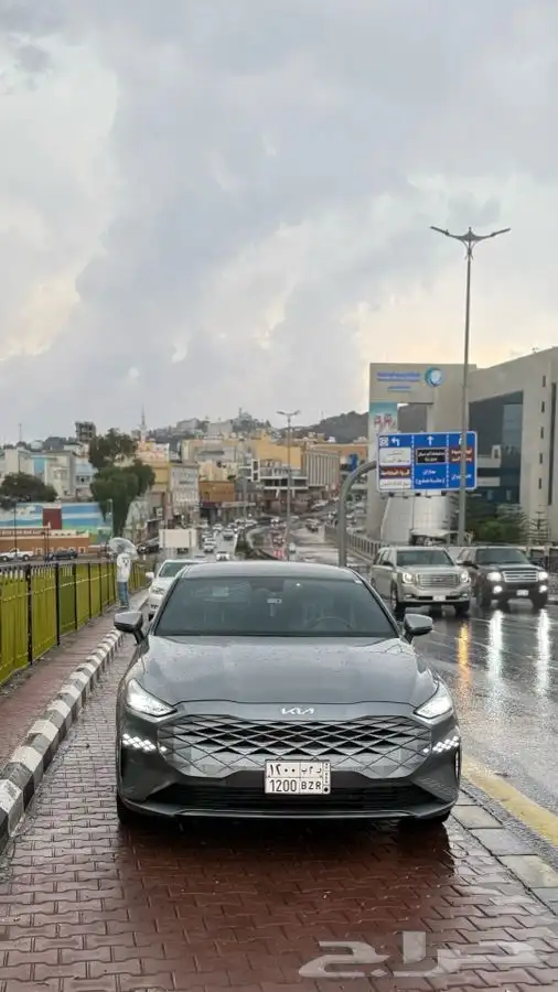 كيا K8 ستاندر 2024 رمادي 1