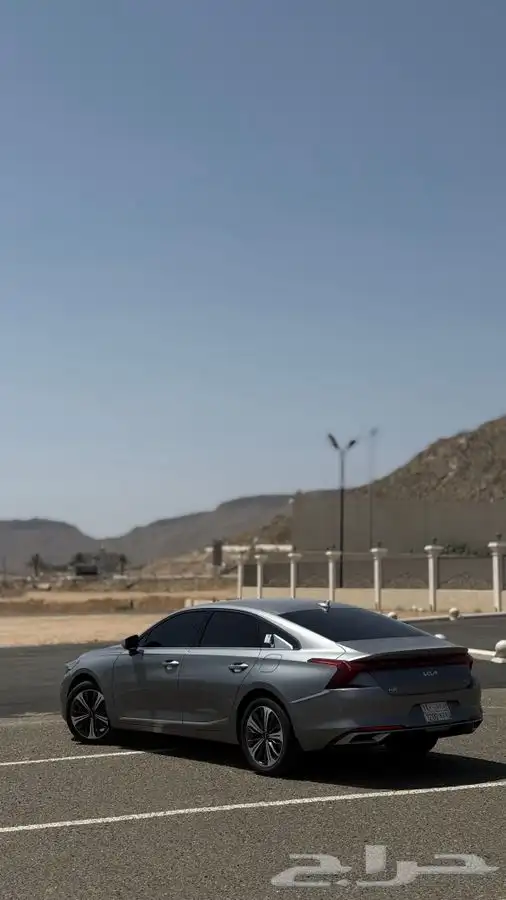 كيا K8 ستاندر 2024 رمادي 5