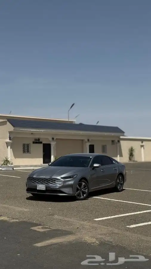 كيا K8 ستاندر 2024 رمادي 6