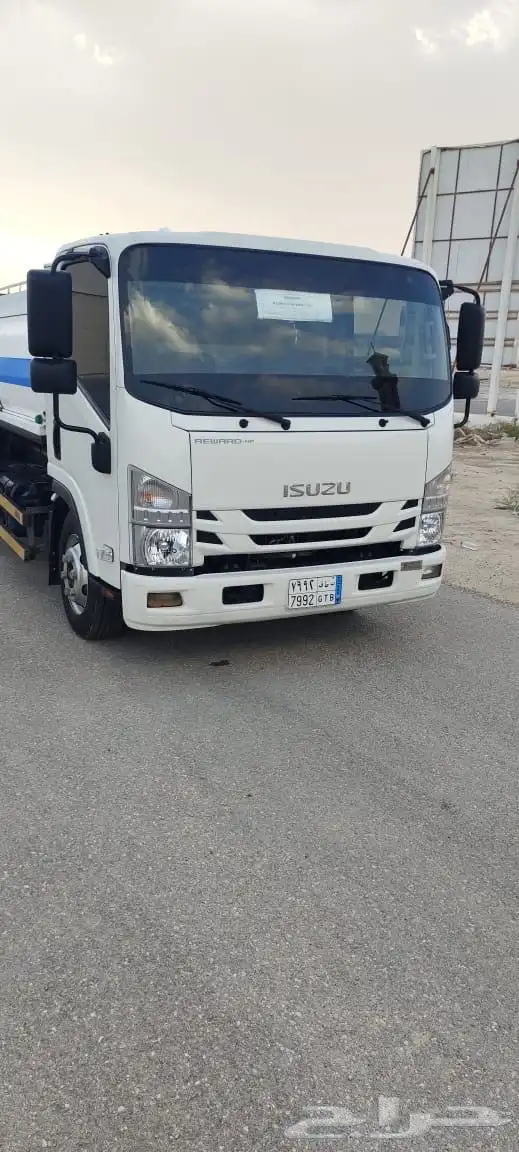 دينا ايسوزو وايت 0