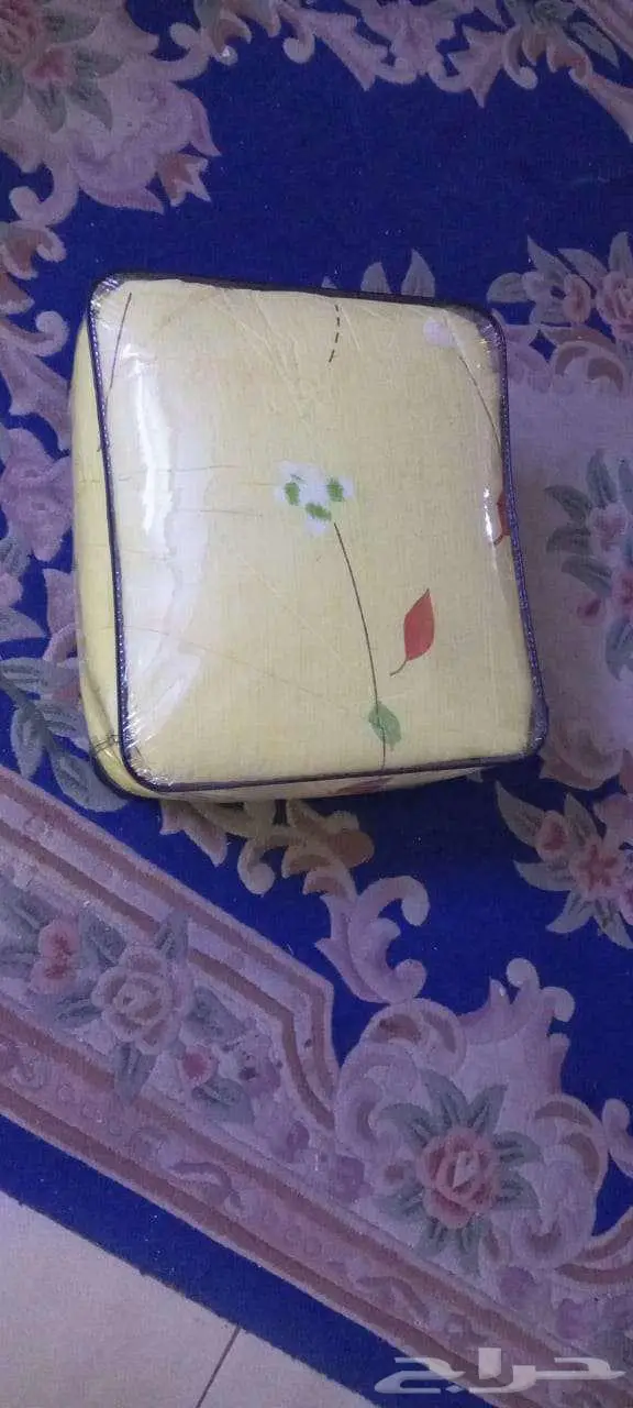 للبيع اثاث متنوع دولاب طاولات مكيف 0