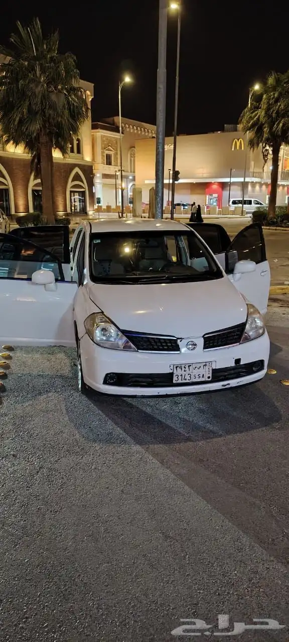 نيسان تيدا 2008 6