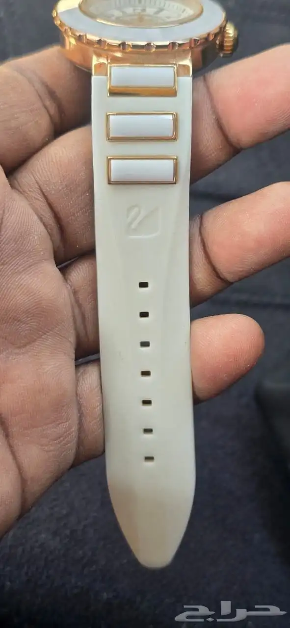 للبيع ساعه 300 3