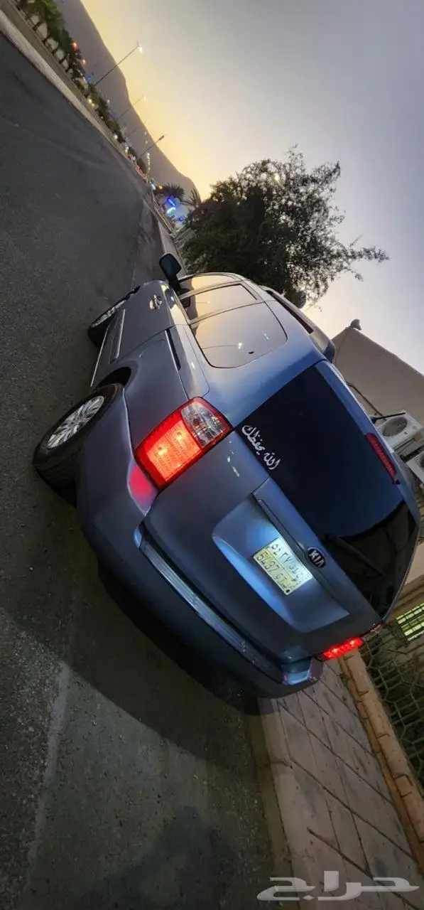 كيا كرنفال 2015 ستة سلندر 11