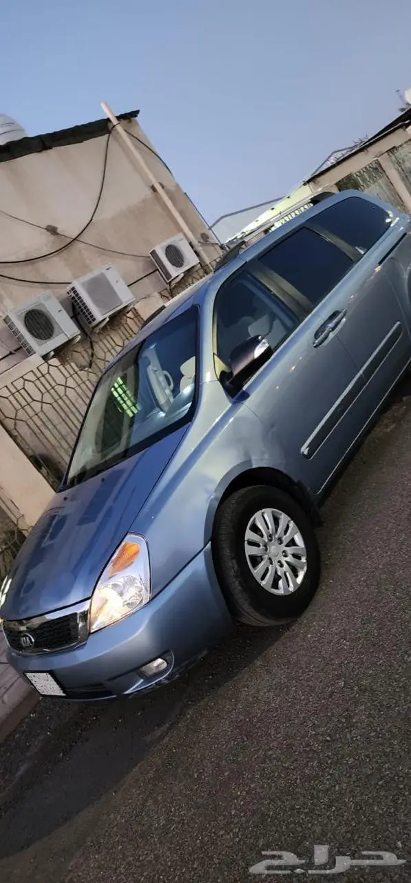 كيا كرنفال 2015 ستة سلندر 17