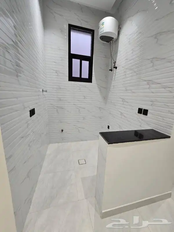 للبيع روف علوي مع ملحق تشطيب راقي مدخل سياره بالمحاله 700الف 21