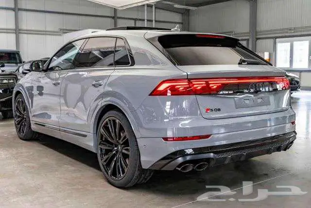 اودي Audi SQ8 TFSI Quattro 2026 5