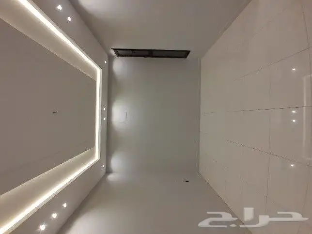 للبيع فيلا دبلكس دورين وملحق تشطيب VIPدرة الموسي قرب الممشي 8