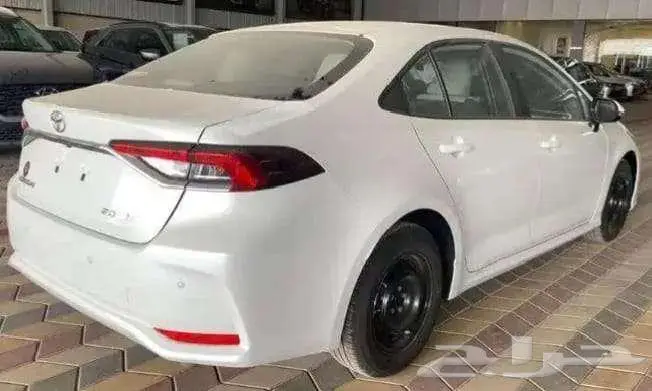 تويوتا كورولا ستاندر موديل 2026 كاش و اقساط 13